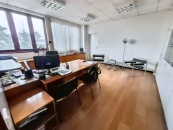 #24995 Capannone industriale con uffici, frazionabile - Ottima opportunità di investimento