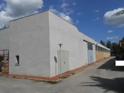 #15141 Capannone industriale con uffici e appartamenti