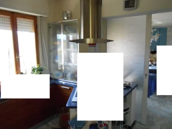 #15141 Capannone industriale con uffici e appartamenti