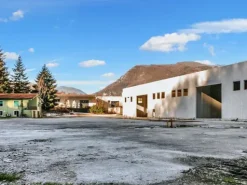 #22834 Capannone industriale in costruzione