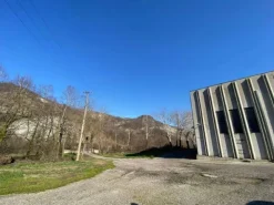 CAPANNONE PRODUTTIVO IN VIA ESTENSE (SERRAMAZZONI)