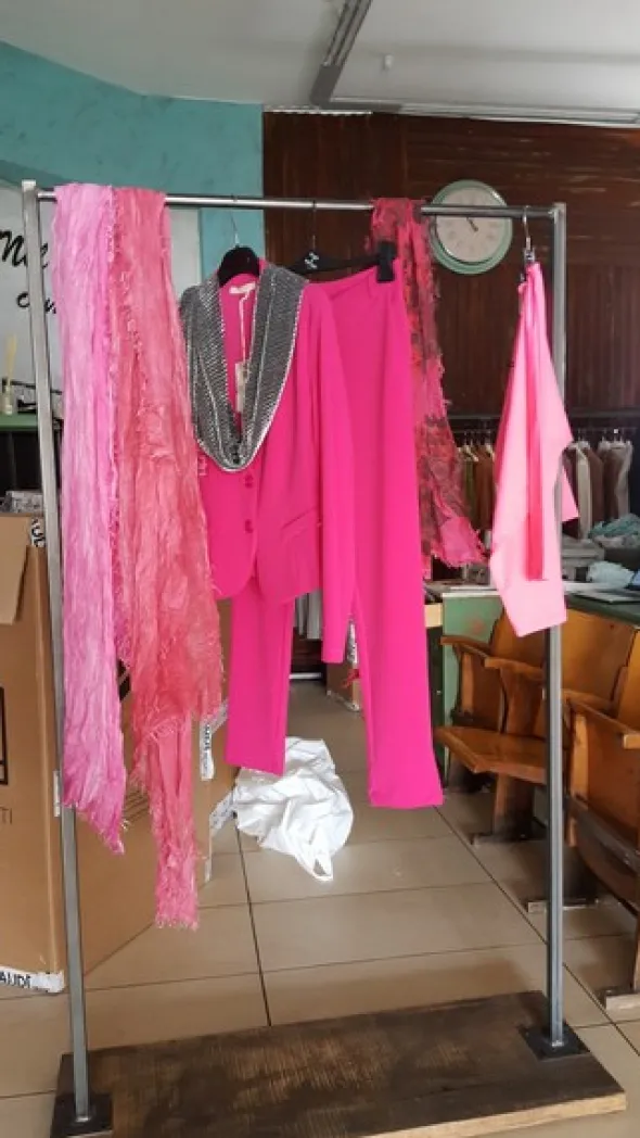 5#5286 Capi di abbigliamento