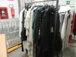 10#5286 Capi di abbigliamento