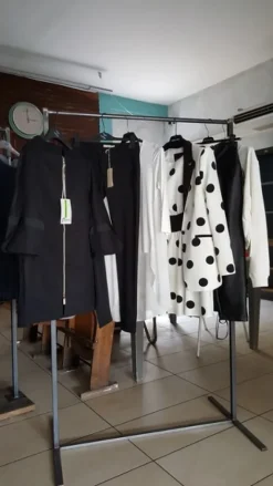 10#5286 Capi di abbigliamento