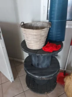 2#8129 Capi di abbigliamento e arredo da negozio
