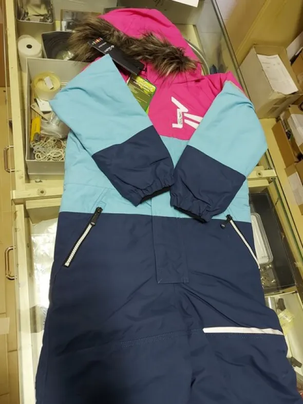 1#8071 Capi di abbigliamento e calzature