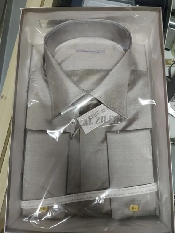 1#8071 Capi di abbigliamento e calzature