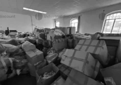 1#10166 Capi di abbigliamento e tessuti