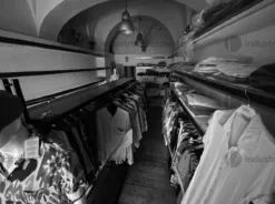 1#10166 Capi di abbigliamento e tessuti