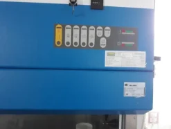 15#3675 Cappa flusso laminare Oasis e centrifuga Beckam