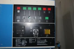 33#2717 Cappa Gelaire e arredi laboratorio