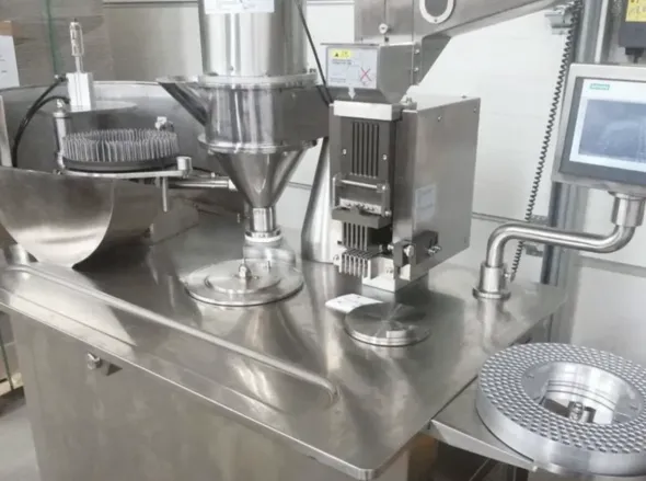 Capsulatrice semi-automatica