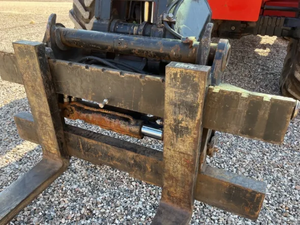 2005 Caricatore telescopico Manitou MLT 940 L