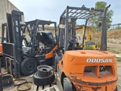 44#8350 CARRELLI ELEVATORI Doosan - TCM