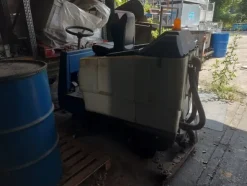 7#7923 Carrelli elevatori e lavapavimenti