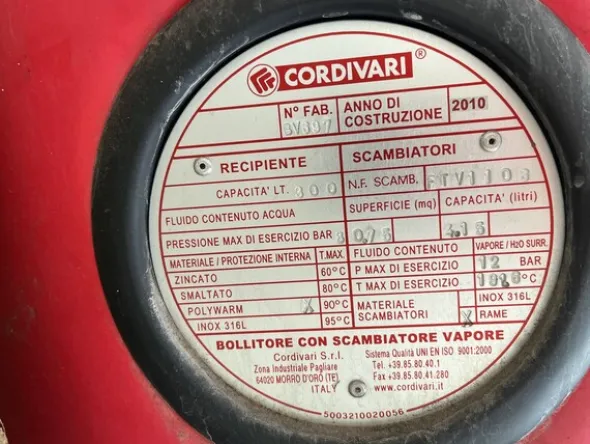 1#7932 Carrelli elevatori e pellami finiti