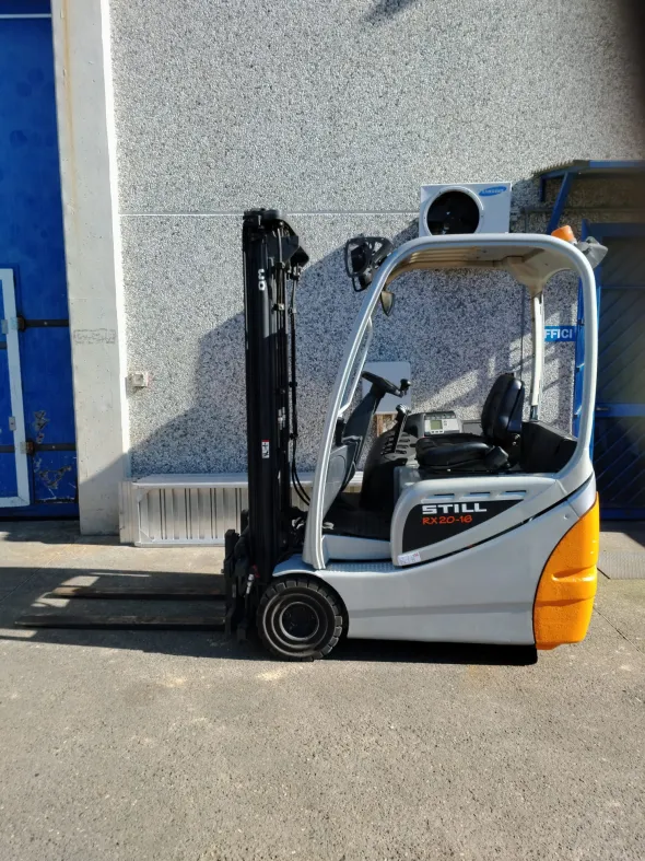 CARRELLI ELEVATORI MULETTI USATI