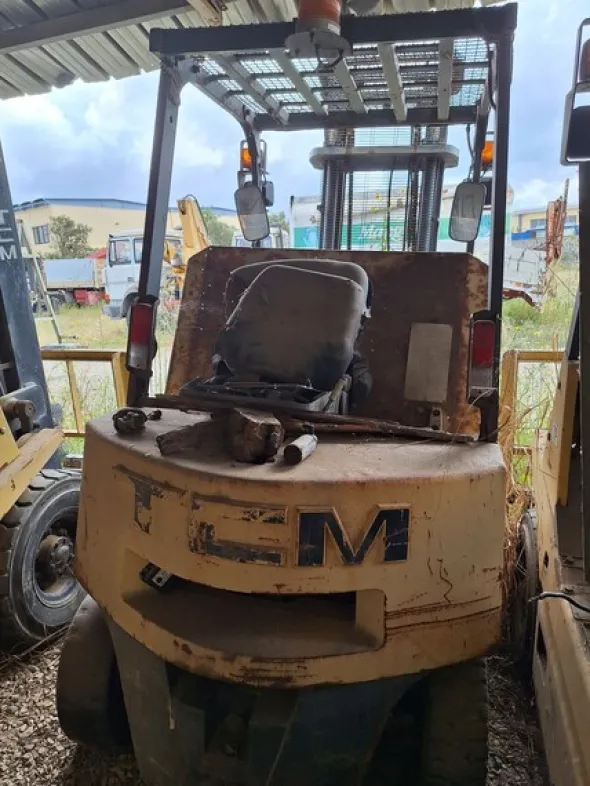 30#8350 CARRELLI ELEVATORI TCM - NISSAN