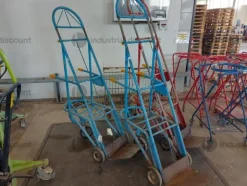 33#9470 Carrelli in metallo porta ceste