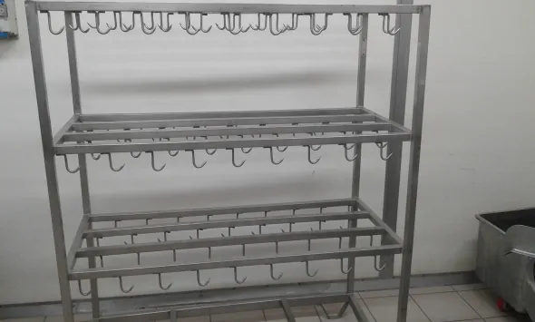 Carrelli inox con ruote e non