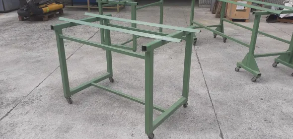 CARRELLI OFFICINA