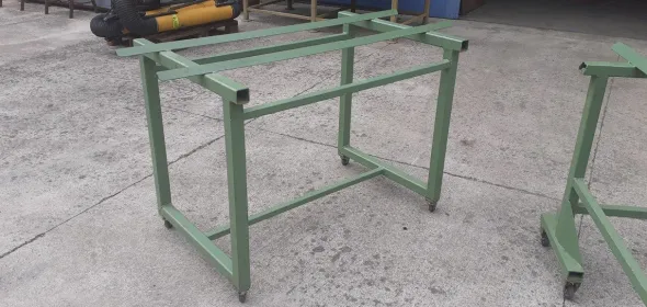 CARRELLI OFFICINA