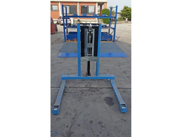 Carrello alza portafusti transpallet
