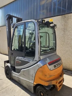 3#8563 Carrello elettrico STILL
