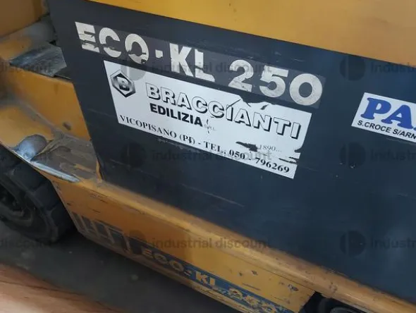 97#8980 Carrello elevaore Cesab