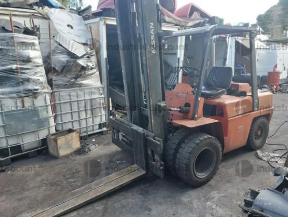 24#9138 Carrello elevatore