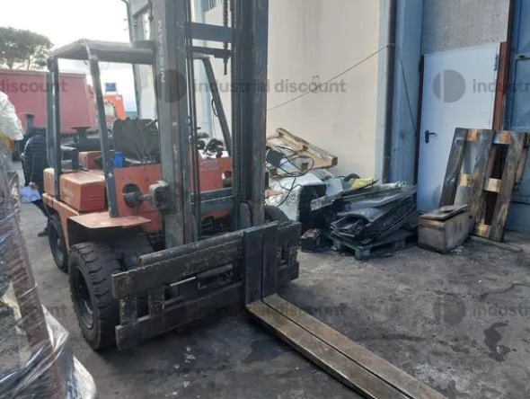 24#9138 Carrello elevatore