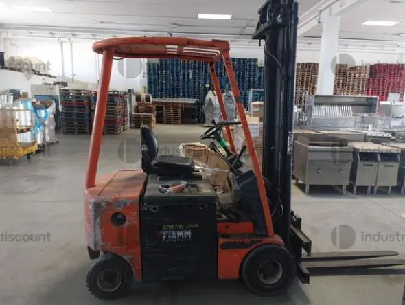 35#9027 Carrello elevatore