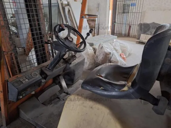 4#9747 Carrello elevatore a forche Lugli