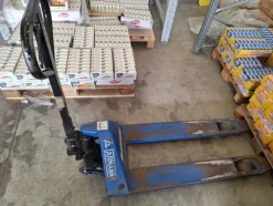 5#8242 Carrello elevatore Armanni e transpallet manuali Armanni