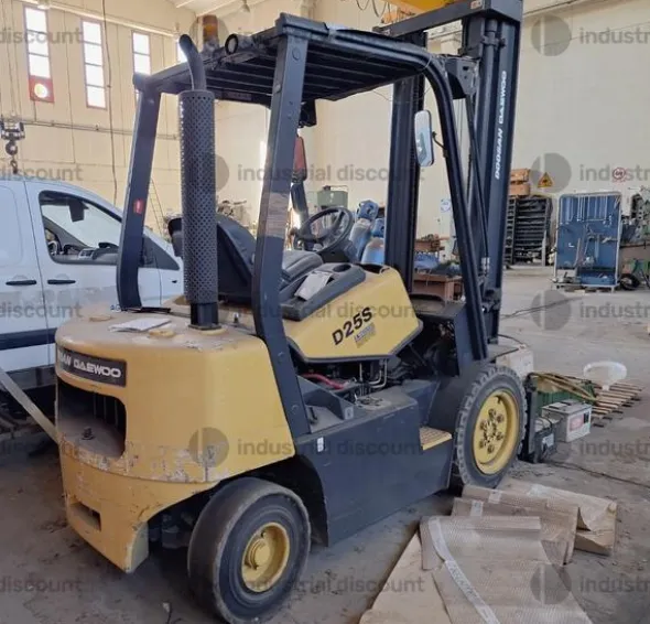 17#10019 Carrello elevatore Doosan D25S