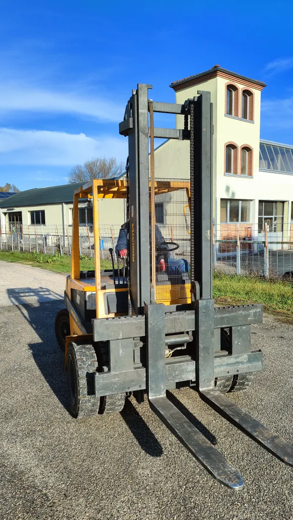 CARRELLO ELEVATORE ELETTRICO ROBUSTUS 50 QUINTALI