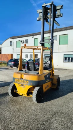 CARRELLO ELEVATORE ELETTRICO ROBUSTUS 50 QUINTALI