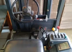 CARRELLO ELEVATORE ELETTRICO