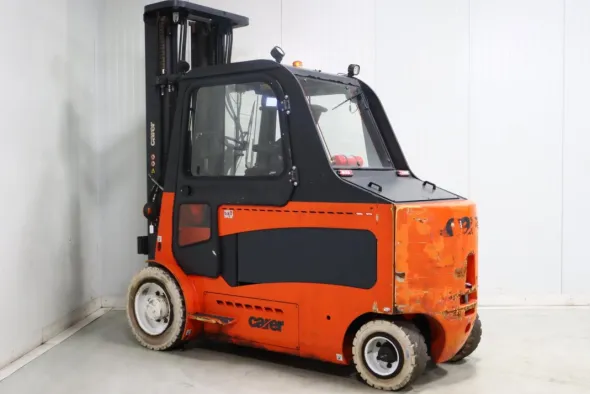 CARRELLO ELEVATORE ELETTRICO