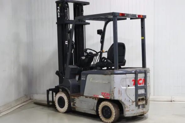 CARRELLO ELEVATORE ELETTRICO