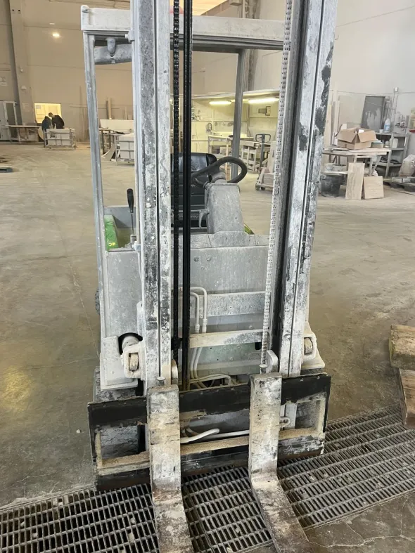 Carrello elevatore elettrico Cesab B418 2010 20q