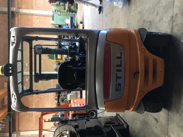 Carrello elevatore elettrico STILL usato