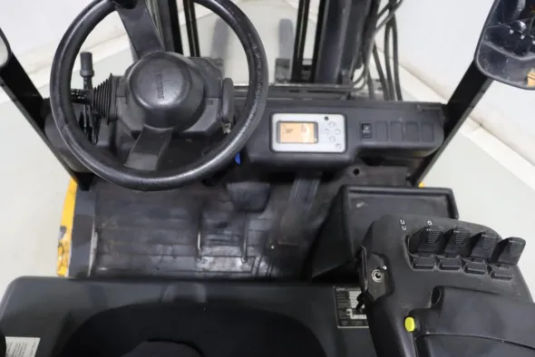 CARRELLO ELEVATORE ELETTRICO