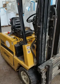 CARRELLO ELEVATORE ELET. YALE ERP15RCF