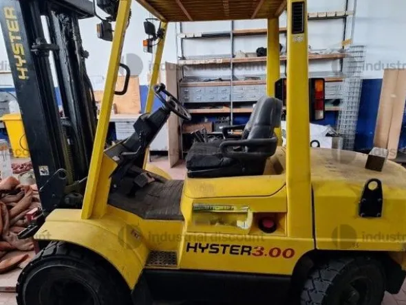 4#8903 Carrello elevatore Hyster