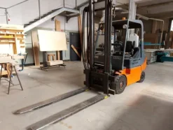 4#8426 Carrello elevatore Lugli