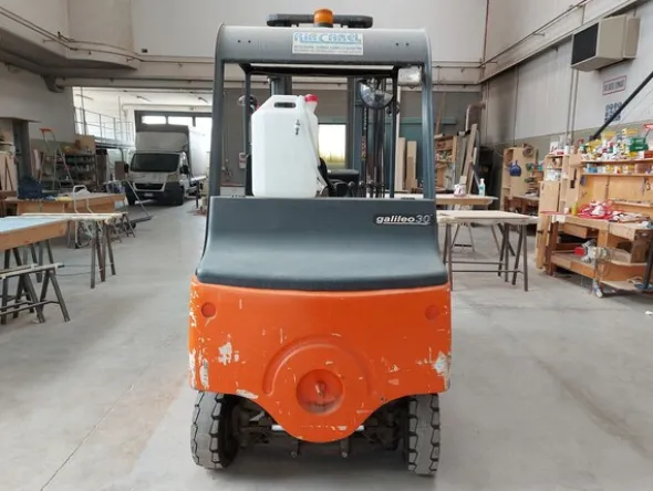 4#8426 Carrello elevatore Lugli