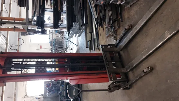 Carrello elevatore manuale " Still "