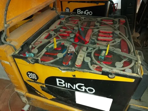 7#6453 Carrello elevatore Montini Bingo 2000