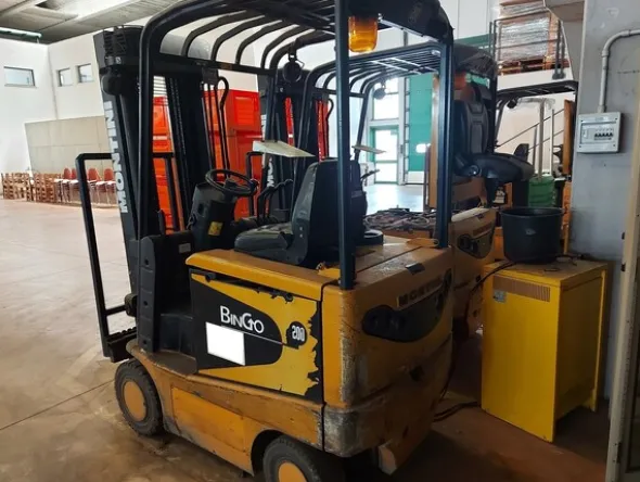 6#6453 Carrello elevatore Montini Bingo 2000